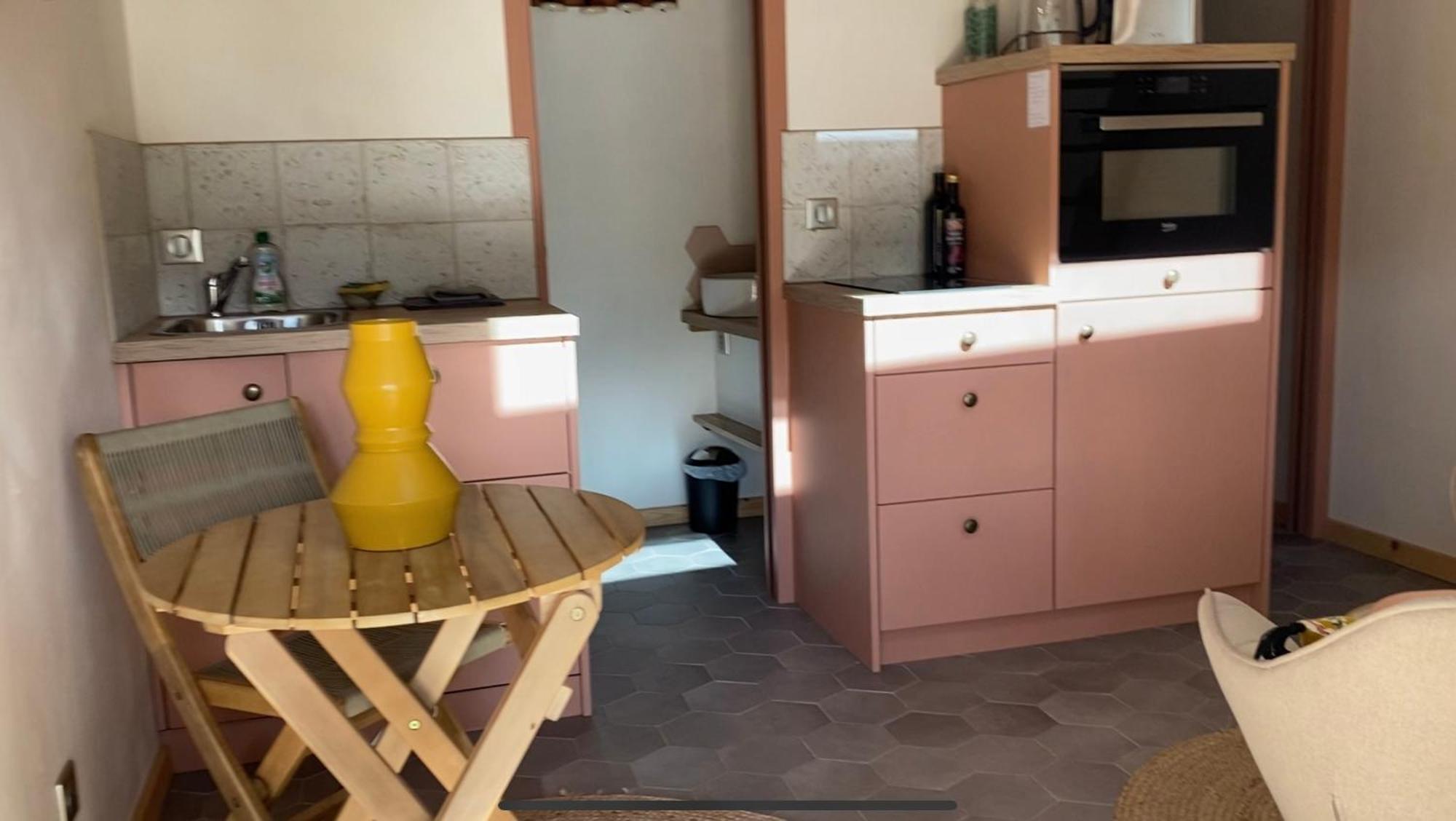 Tiny House De Tempoyrac Villa La Rochette  Kültér fotó