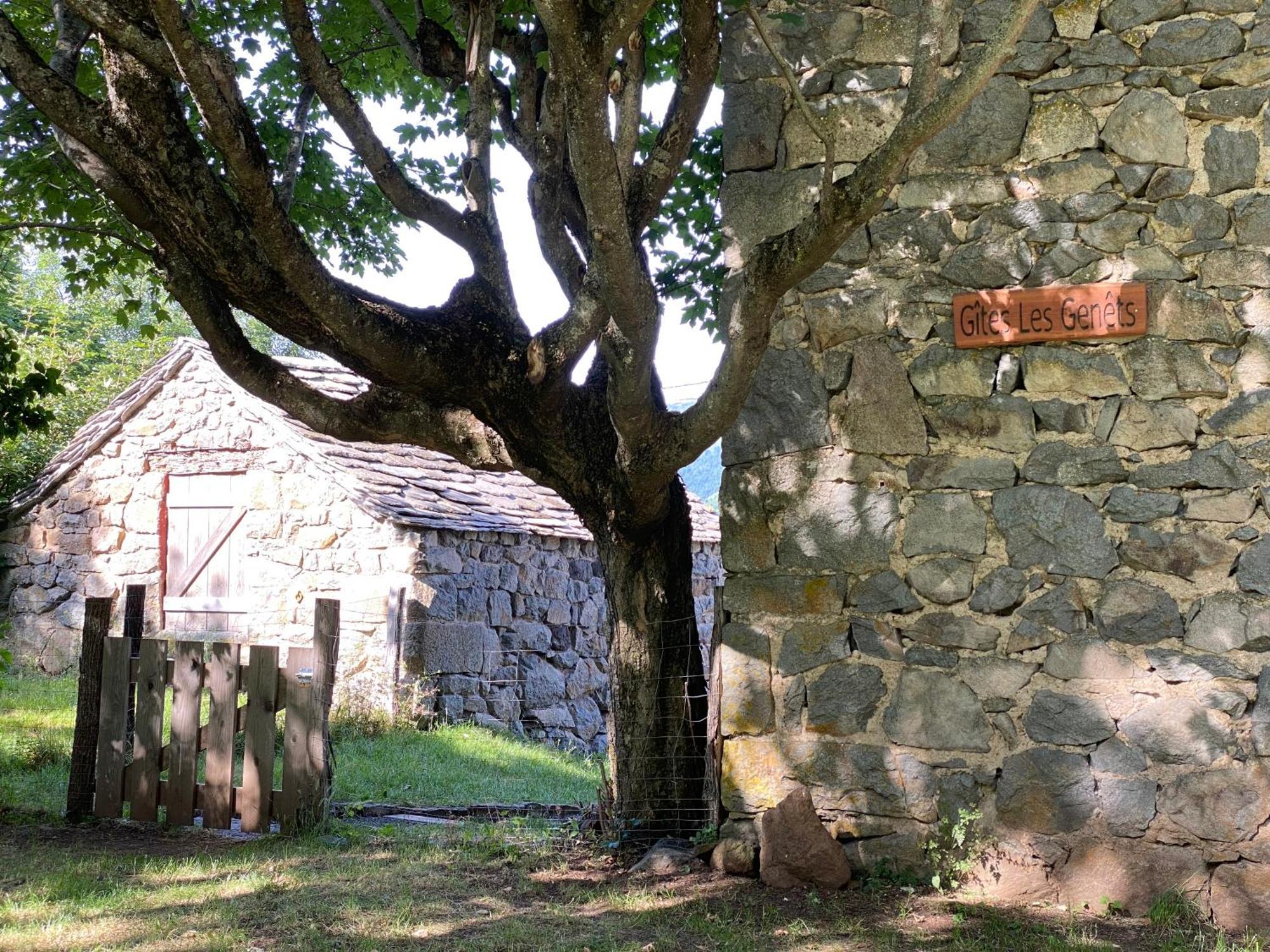 Tiny House De Tempoyrac Villa La Rochette  Kültér fotó